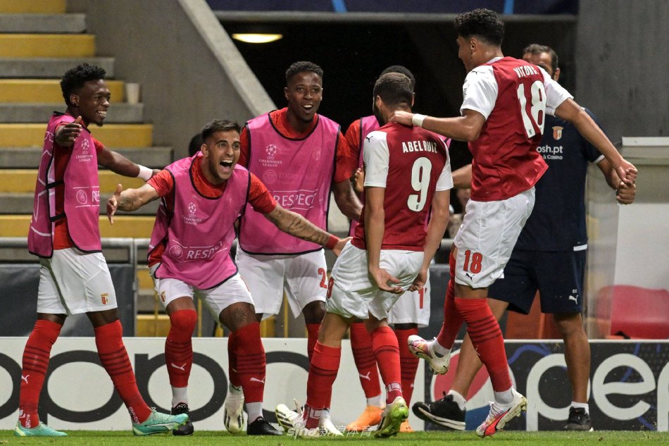 有多名球员 有多名球员